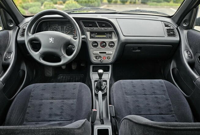 Peugeot 306 Sedan | 2001 | 132k km | Salon PL | 1. Właścicie