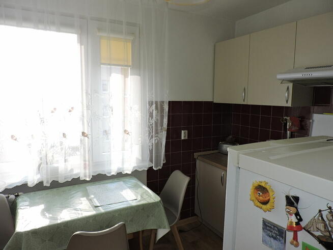 2 pokoje na Ustroniu przy ul. Osiedlowej z balkonem.