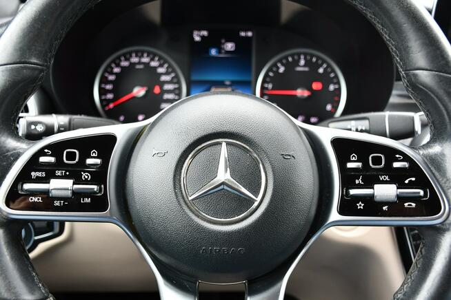 Mercedes GLC 200 COUPE Automat 9G-Tronic LIFT Full LED Kamera360 Skóra Ambiente EURO-6d