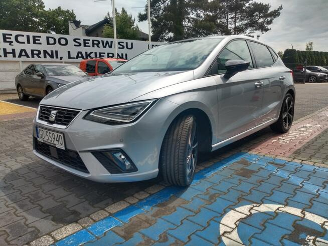 Seat Ibiza 1.0 TSI 115km led kamera cofania cyfrowe zegary full link fv23%