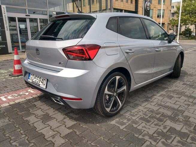 Seat Ibiza 1.0 TSI 115km led kamera cofania cyfrowe zegary full link fv23%