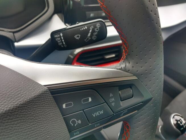 Seat Ibiza 1.0 TSI 115km led kamera cofania cyfrowe zegary full link fv23%