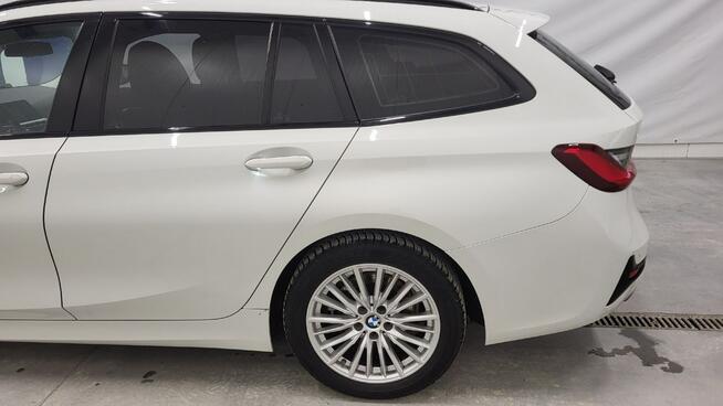 BMW 318 i Sport Line