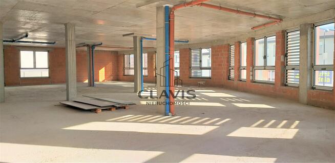 Lokal od 200 do 840 m2 -cena do negocjacji
