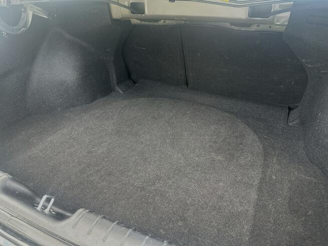 Hyundai Elantra Gwarancja 12 msc / I właściciel / Salon Polska / Automat