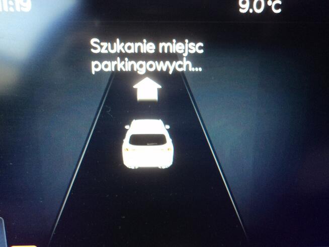 sprzedam ładnego SEATA LEONA z 2021r1.5 B+HYBRYDA salon polska