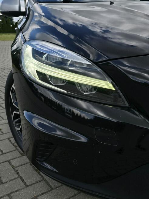 Volvo V40 2,0HDI R-Design.Ledy.Xenony.Automat.Kam.Cof.Navigacja.Alcantara.Skóry.