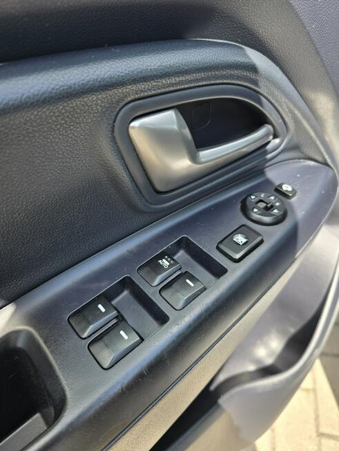 Kia Rio 1,2Benzyna Navi.YouTube.Ledy.Klimatronic.Hands-Free.Centralka,Serwis