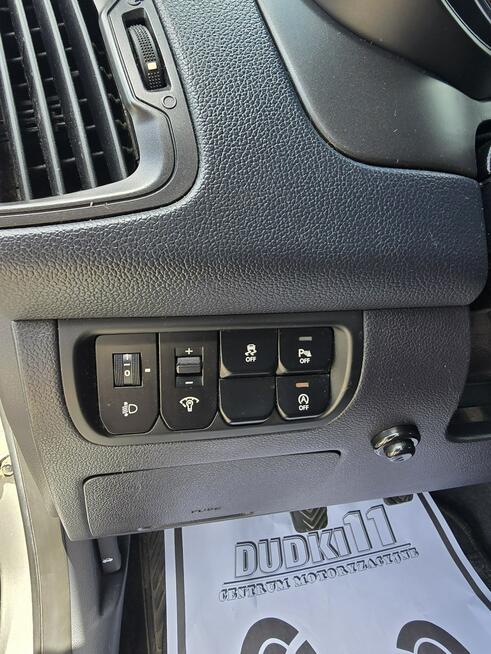 Kia Rio 1,2Benzyna Navi.YouTube.Ledy.Klimatronic.Hands-Free.Centralka,Serwis