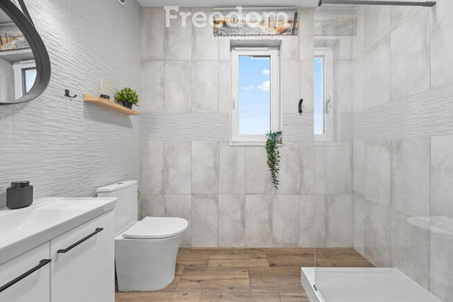 Dom 6 pokoi z ogródkiem Pruszków