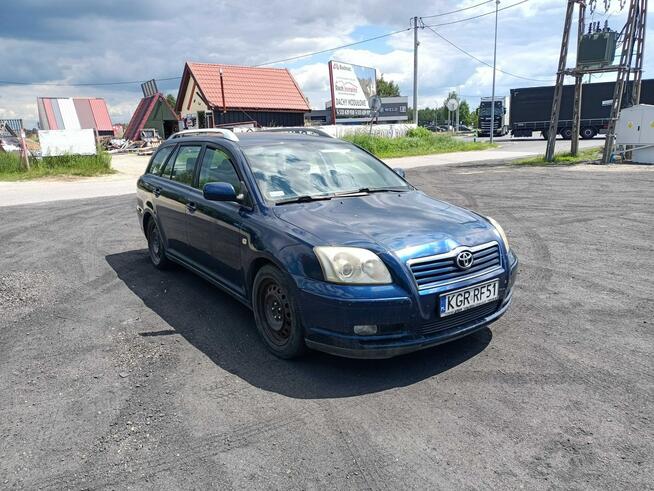 Toyota Avensis 1.8+LPG 03r