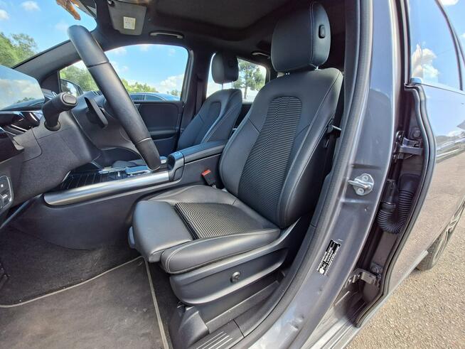 Mercedes B 250 4Matic, Klimatronic, Virt. Cockpit, Burmester, Podgrz fotele, CarPlay
