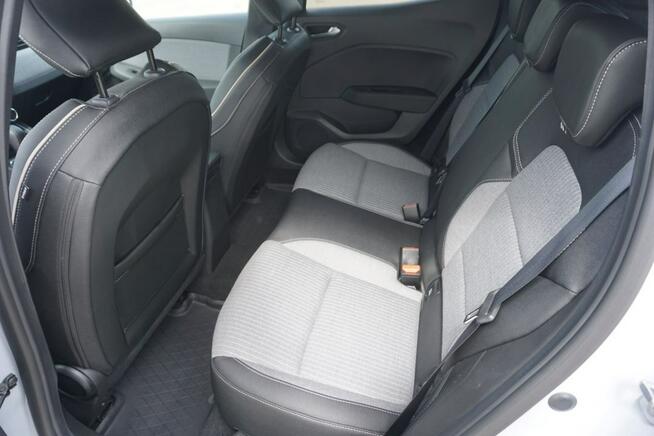 Renault Clio 1.6 E-Tech 145 AUT Techno Hybrid salon f.VAT gwarancja