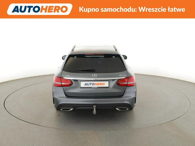 Mercedes C 200 mHEV 4x4 automat multibeam LED skóra/alcantara panorama virtual cocpit
