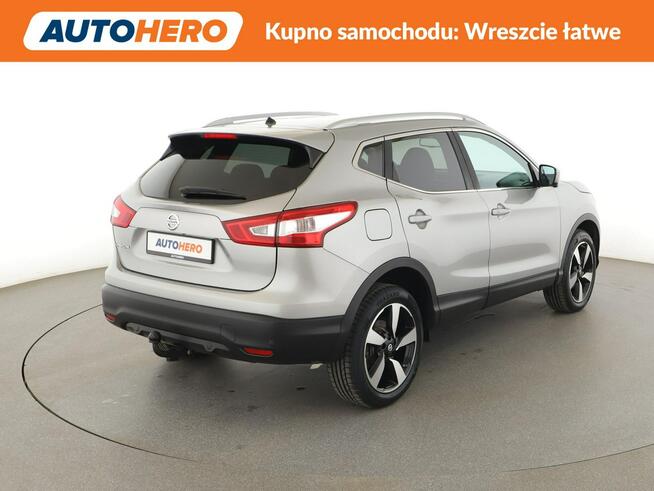 Nissan Qashqai N-Connecta Panorama Nawigacja Tempomat Grzane Fotele Asystenci Kamera