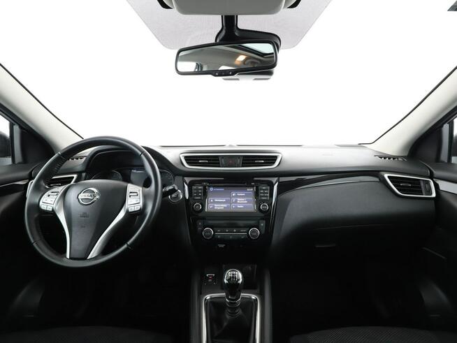 Nissan Qashqai N-Connecta Panorama Nawigacja Tempomat Grzane Fotele Asystenci Kamera