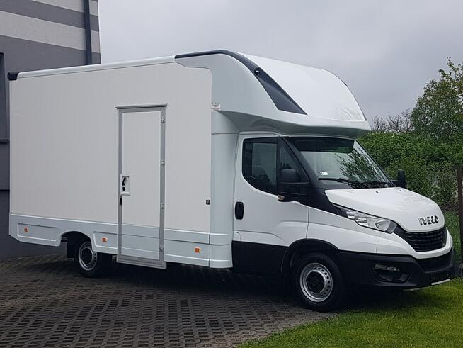 Iveco Daily KONTENER NISKOPODŁOGOWY 4,44x2,23x2,42 SKLEP BAR FOODTRUCK KAMPER AC