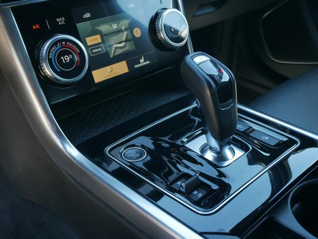 Jaguar XE FL 2.0 204KM Eu6 HSE R-Dynamicz 4x4 AWD -VAT 23% Bruto -Salon Polska