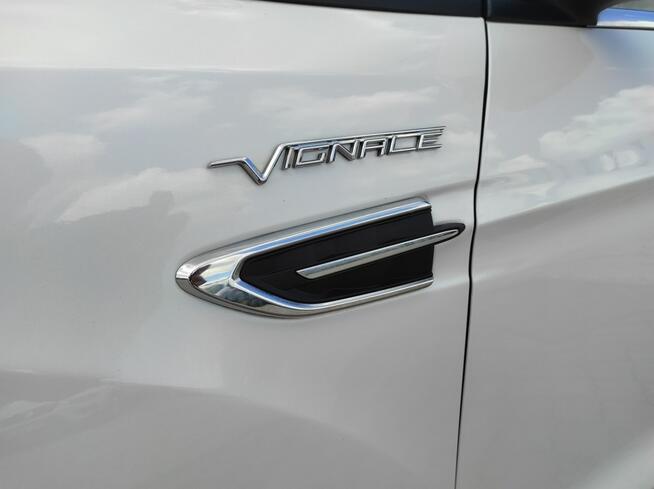 Ford Kuga VIGNALE, BIXENON, tempomat, Nawigacja, skóra, biała perła, zarejestrow