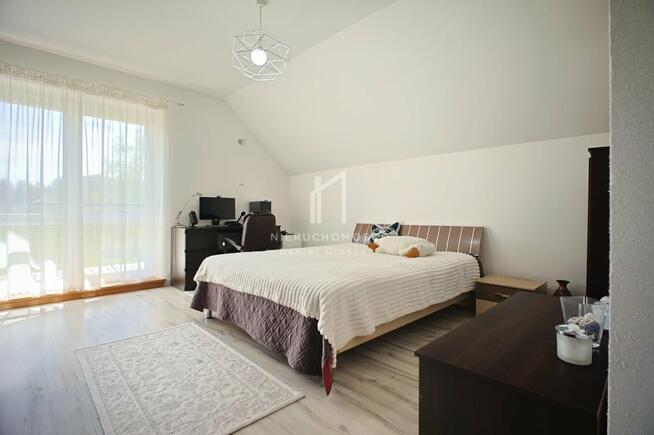 DOM JEDNORODZINNY– JASŁO, SOBNIÓW - 239 M²
