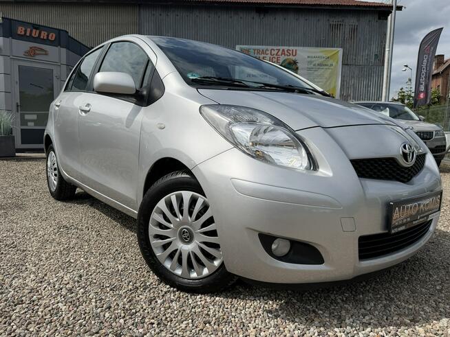 1.4 Automat*101Ps*49.300km ASO Toyota*A/C*VCS*F-1*8AirBag*AUX*Opłacony