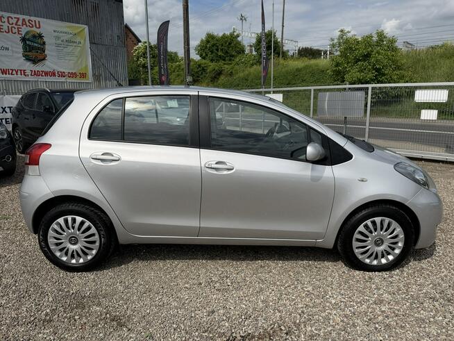 1.4 Automat*101Ps*49.300km ASO Toyota*A/C*VCS*F-1*8AirBag*AUX*Opłacony