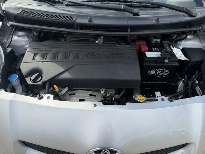 1.4 Automat*101Ps*49.300km ASO Toyota*A/C*VCS*F-1*8AirBag*AUX*Opłacony