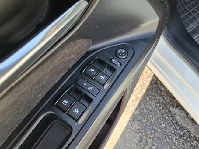 Fiat Tipo Klimatyzacja automatyczna, UConnect, Bluetooth, PDC, 2 kpl. kół