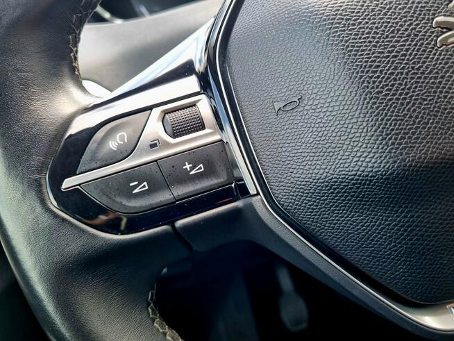Peugeot 3008 LED Serwis Navi Kamery 360 Climtronic ACC Gwarancja!