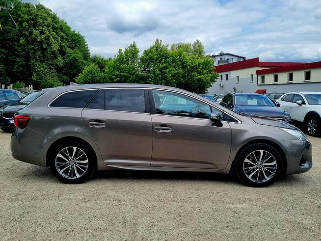 Toyota Avensis Lift Serwis LED Navi Kamera Climatronic Bluetooth Gwarancja!