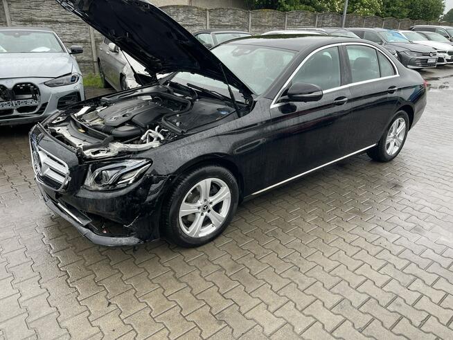 Mercedes E 220 Automat Kamery360 Podgrzewanie Skóra Virtual cockpit