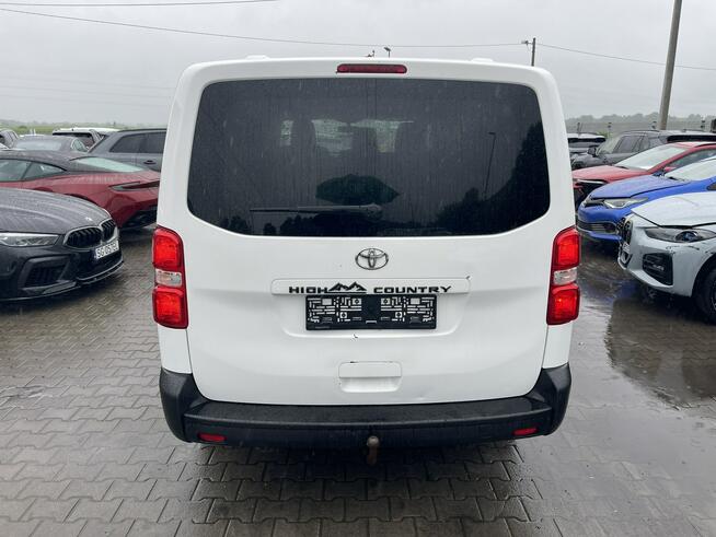 Toyota Proace Verso Long 9 osobowy Hak Nawiewy z tyłu Android