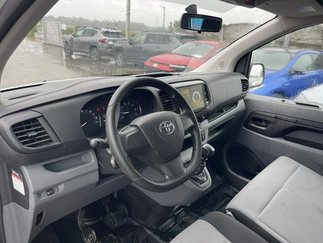 Toyota Proace Verso Long 9 osobowy Hak Nawiewy z tyłu Android