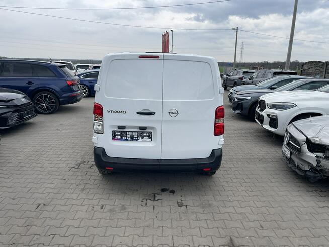 Opel Vivaro Blaszak Klimatyzacja Czujniki park. Zabudowa