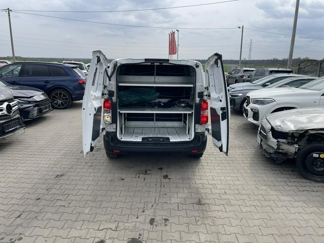 Opel Vivaro Blaszak Klimatyzacja Czujniki park. Zabudowa