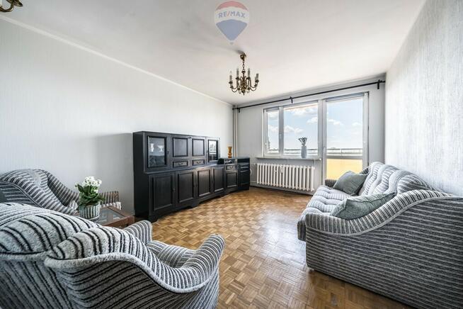 Trzy pokoje winda balkon Łazarz