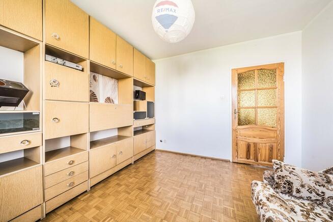 Trzy pokoje winda balkon Łazarz