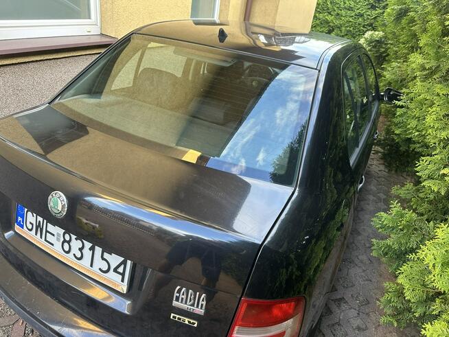 Škoda Fabia Po liftingu, wymieniony rozrząd, dodatkowe opony, długie opłaty, hak