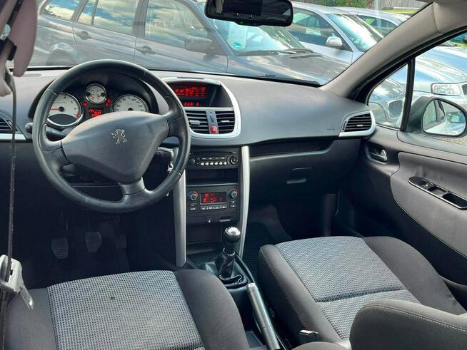 Peugeot 207 Bardzo ładny/ klimatronic/ Serwisowany