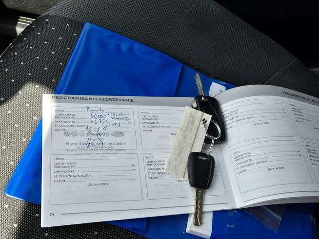 Fiat Grande Punto 2009r, 1.4B MPI, Przebieg Tylko 100tyś km