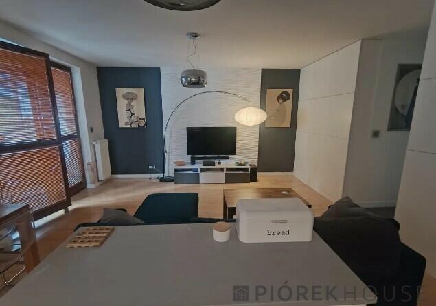 4-pokojowe mieszkanie na Bielanach
