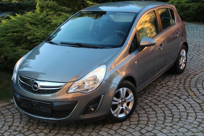 Opel Corsa Benzyna 5 drzwi Opłacony Ładny Egzemplarz