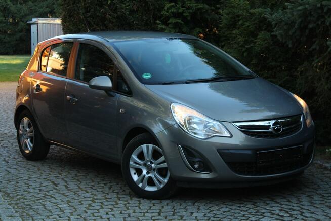 Opel Corsa Benzyna 5 drzwi Opłacony Ładny Egzemplarz