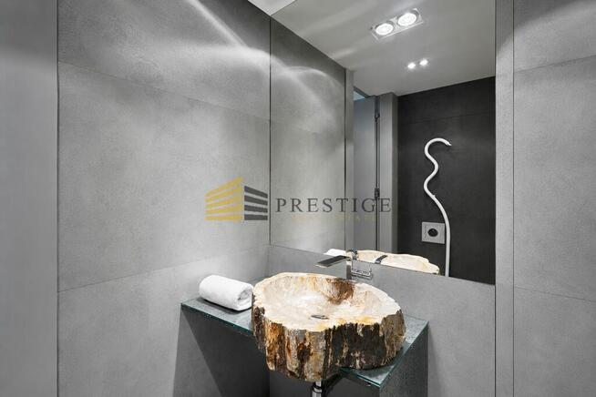 Stylowy Loft z Balkonem | Siłownia & Fitness