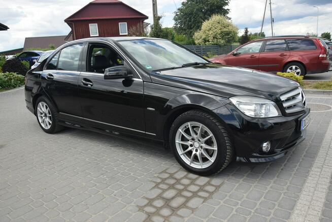 Mercedes C 180 1.6B Kompresor AMG Navi Xenon PDC Serwis 147 TYS KM Sprowadzony