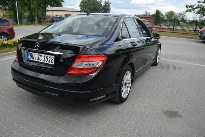 Mercedes C 180 1.6B Kompresor AMG Navi Xenon PDC Serwis 147 TYS KM Sprowadzony