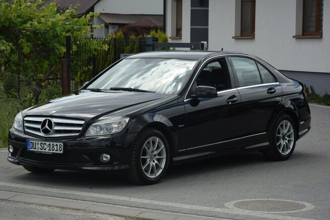Mercedes C 180 1.6B Kompresor AMG Navi Xenon PDC Serwis 147 TYS KM Sprowadzony