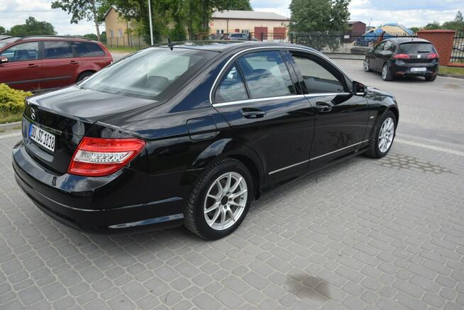 Mercedes C 180 1.6B Kompresor AMG Navi Xenon PDC Serwis 147 TYS KM Sprowadzony