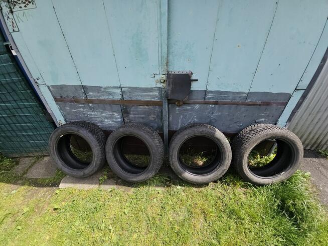 Opony zimowe Goodyear UltraGrip 225/55 R17 Laufenn 225/45
