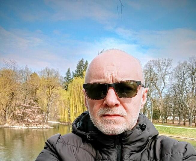 WYSZEDŁEM Z BEZDOMNOŚCI, I SZPONÓW NAŁOGU.